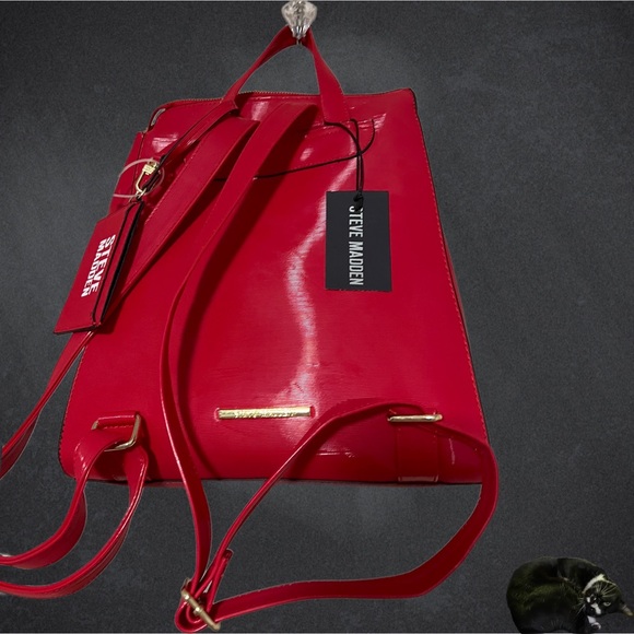 NWT $98 Steve Maddden Red Textured BHART Backpack Bag - Picture 6 of 7